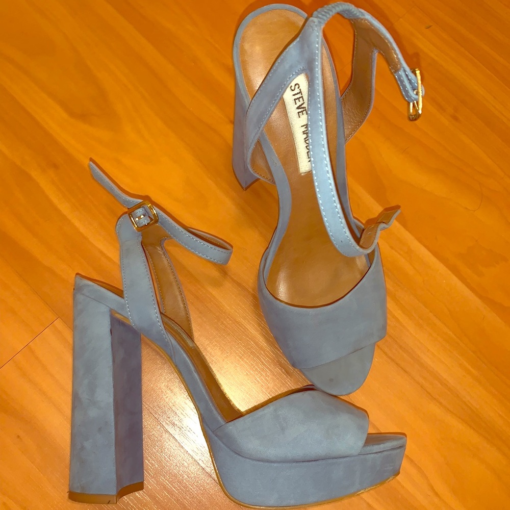 Blue platform heels